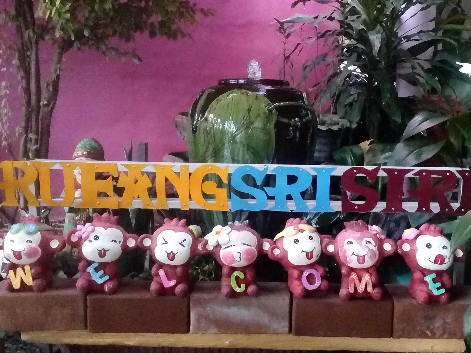 Pensión Rueang Sri Siri