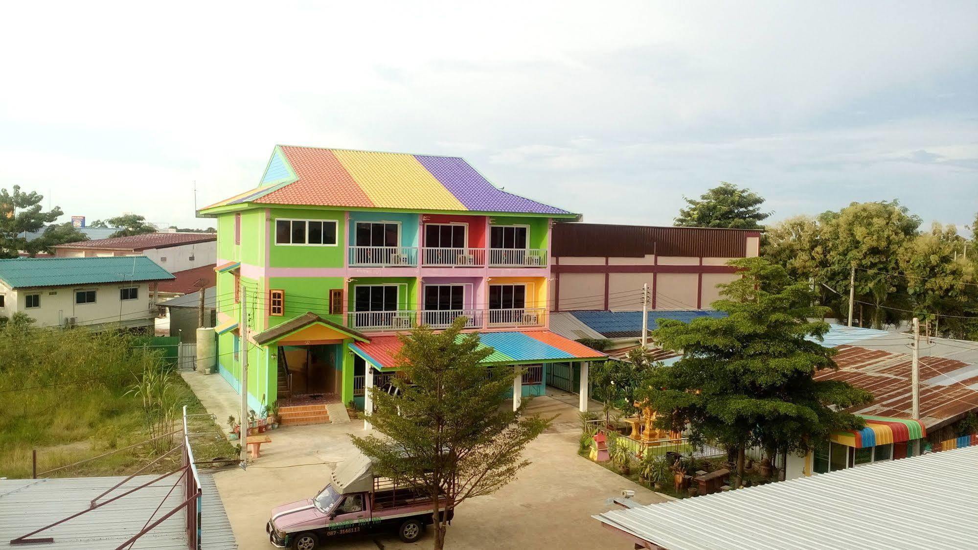 Rueang Sri Siri *
